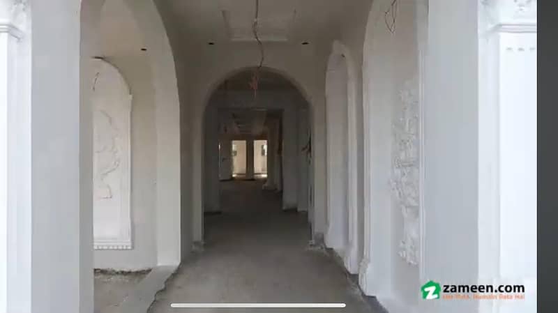 1 Kanal Facing Park Semi Gray Structure Spanish House For Sale In C-Block Khayaban-e-Amin Lhr. 4