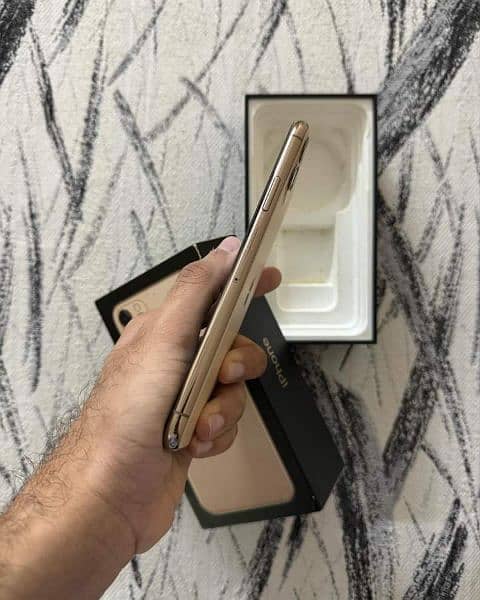 iPhone 11 pro max jv sale 1