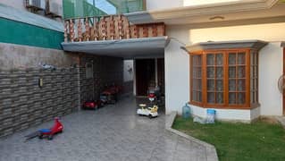 DHA PHASE 6, 600 Yards 2 Unit BUNGALOW FOR RENT.