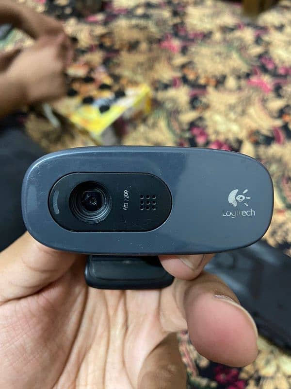 Logitech HD 720p webcam 0