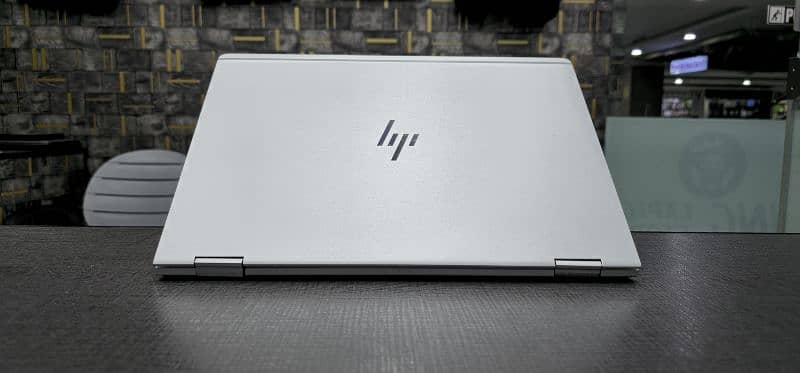 Hp Elitebook X360 1030 G2 Core i5 7th Generation 2