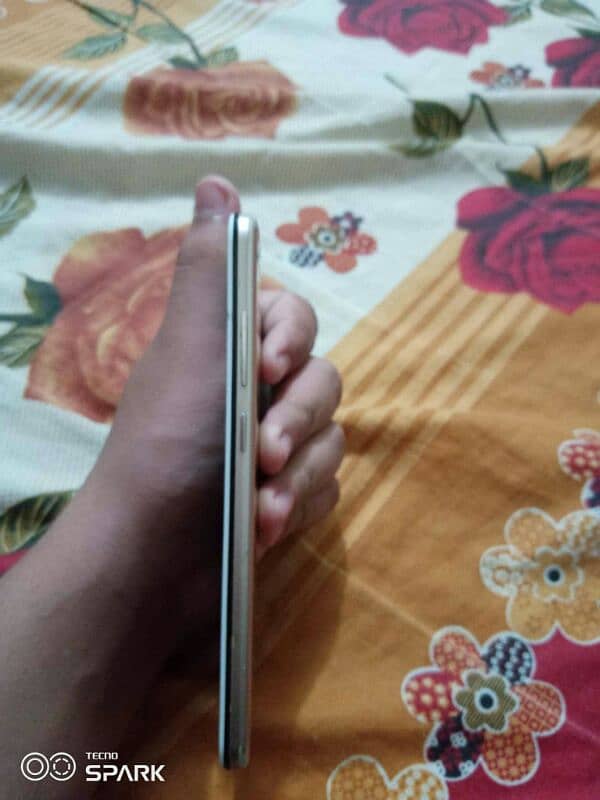 vivo y 66 for sale ram 4:64 WhatsApp number 03085076561 3