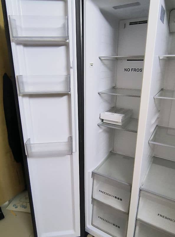 Haier Double Door Refrigerator 4