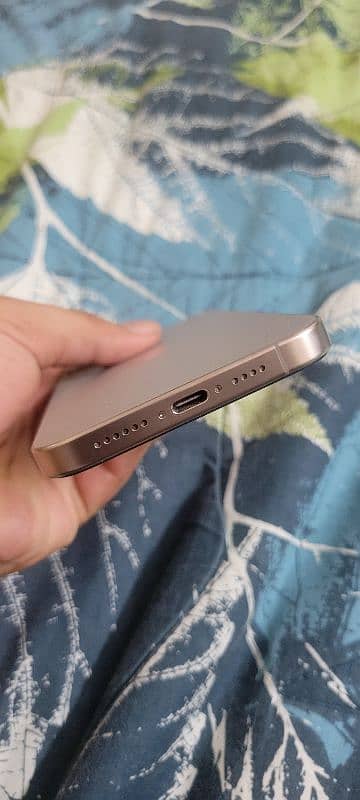 Iphone 15 pro max 256GB 4