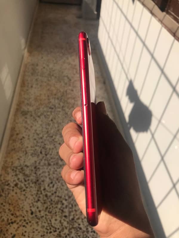 iphone 8 plus red product 3