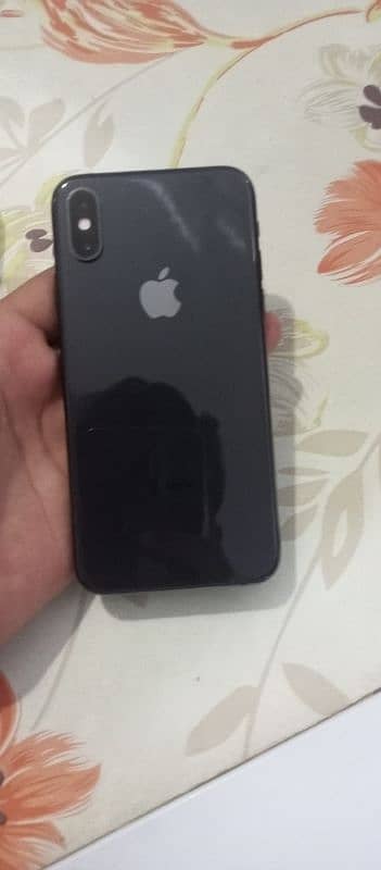 iPhone xs 64 GB non pta 73 battery health 3