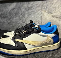 Air Jordan 1 Low Travis Scott x Fragment