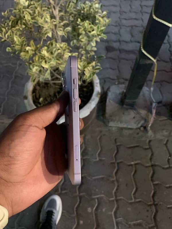 IPhone 14 256gb non pta 3