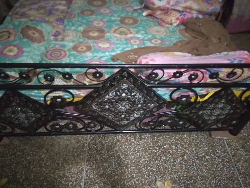 iron bed full size 1