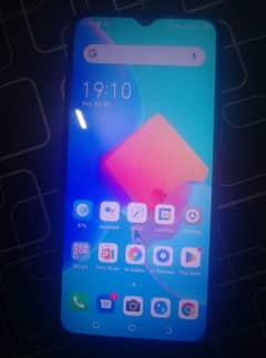 Tecno mobile 4/128 with box for sale