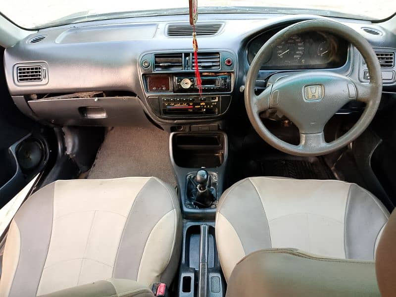 Honda Civic VTi 1998.             File Miss 9