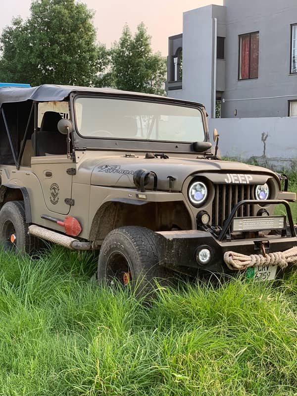 CJ 5  4x4 jeep 4