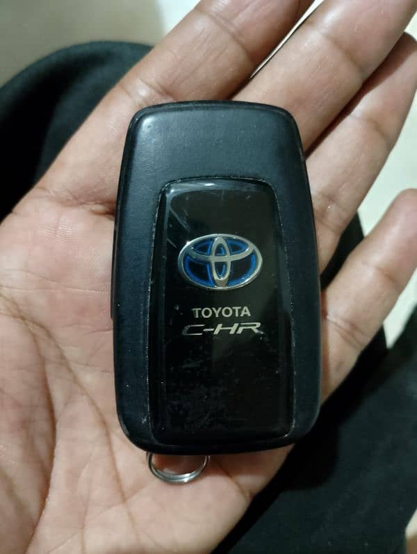 Toyota C-HR original key 1