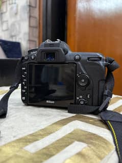 Nikon D7500