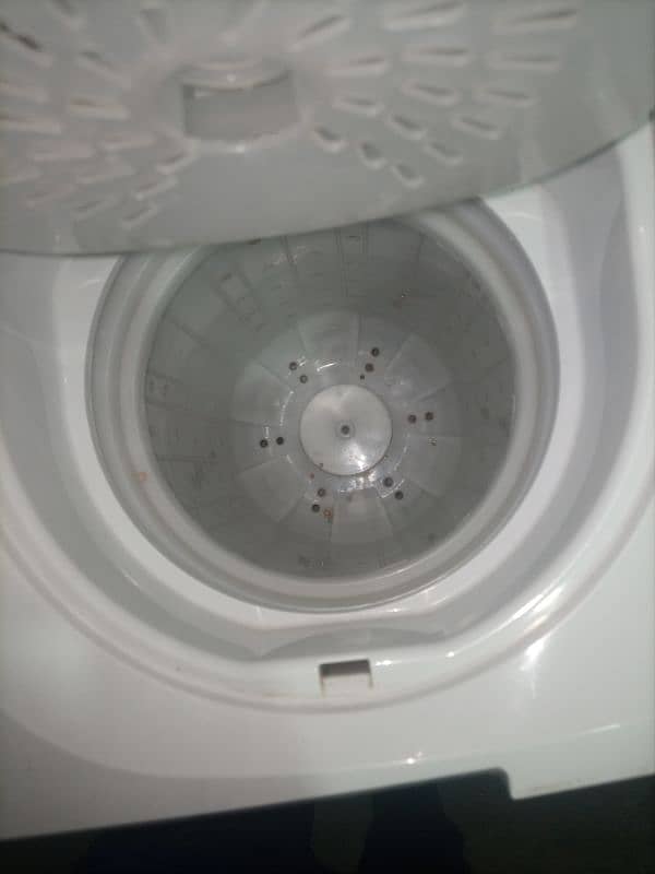 Dawlance Washer and Dryer Machine 0