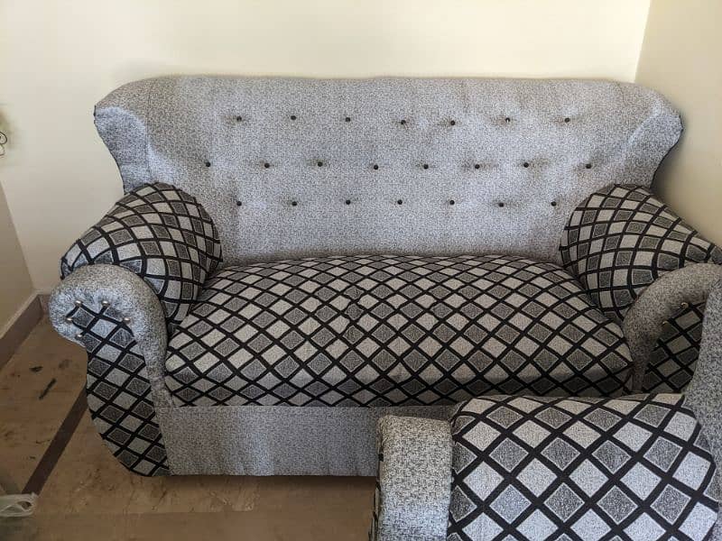 7 seater sofa set new condition 2