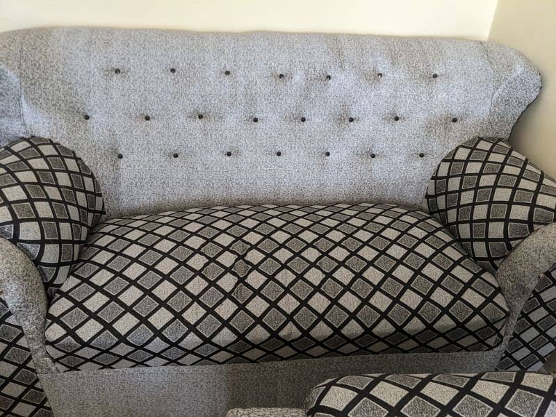 7 seater sofa set new condition 3