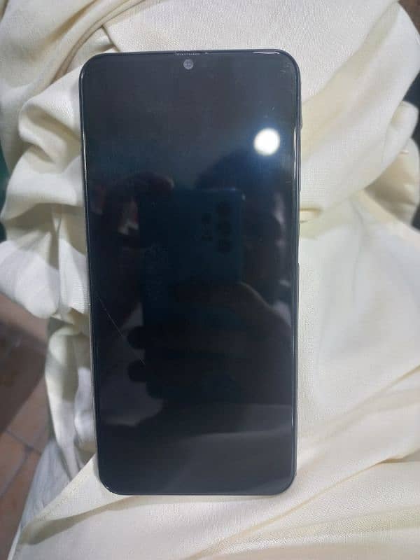 SAMSUNG A50 4/128 WITH NIC COPY 4