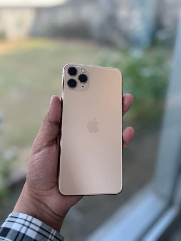 iphone 11 pro max 256gb gold PTA Approve 10/10 mint Factory unlock 1