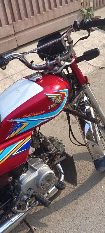 Honda CD70 cc . 2019 Modle. 10