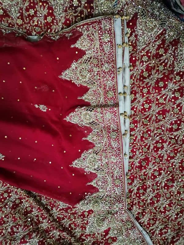 bridal lehnga condition 10/10 4