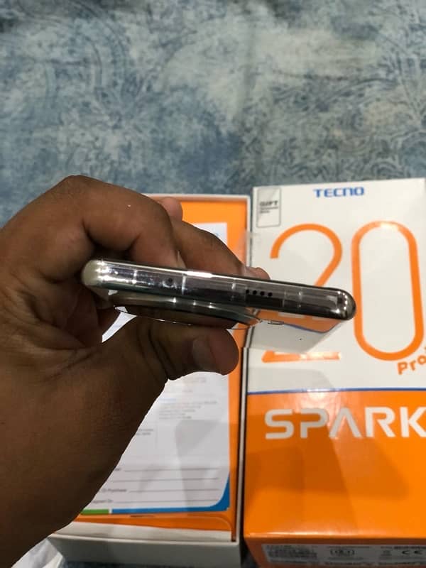 Tecno spark, 20 pro plus 4