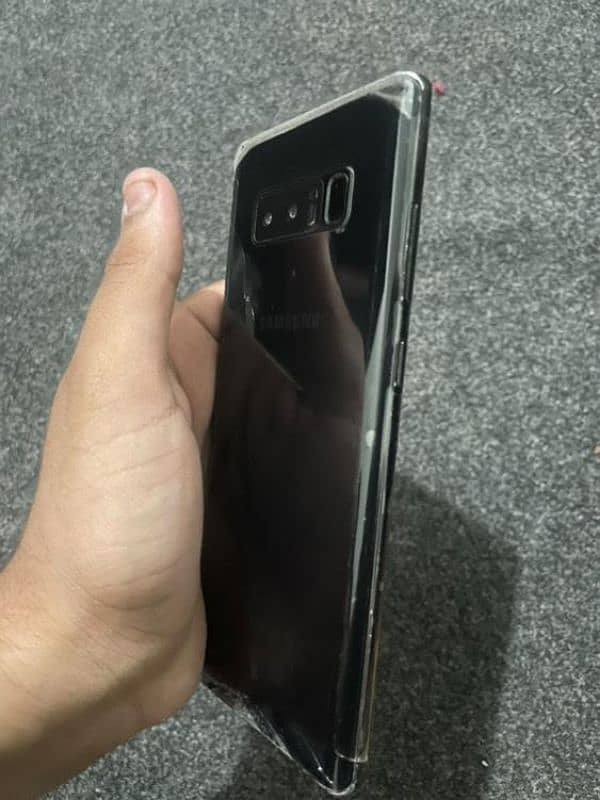 Samsung Galaxy Note 8 with charger and original spen 9