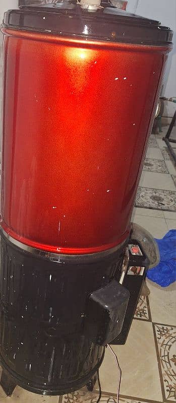 Gyser Gas + Electric 30 Ltr just like new 0