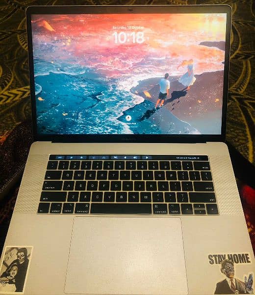 MACBOOK PRO 2019 15 INCH 1