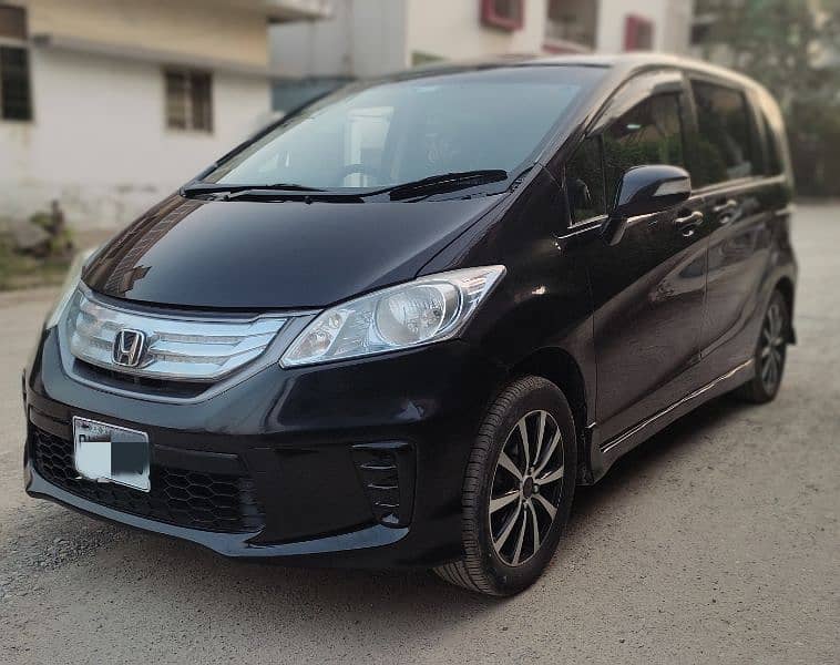 Honda Freed 2012 1