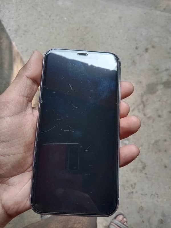 iPhone 11 64 GB factory unlock 3