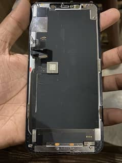 iphone 11 pro max jeniun panel line wala