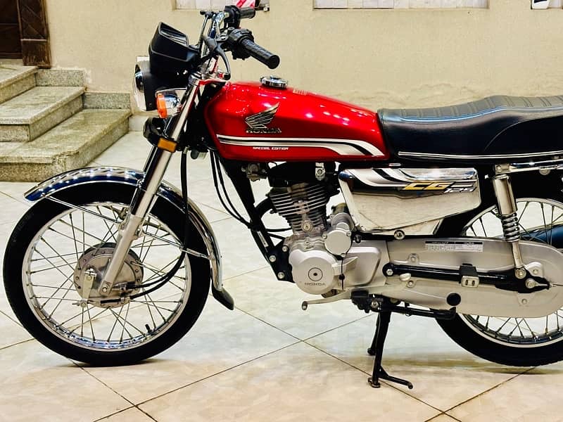 Honda CG125 Special Edition 2019 9