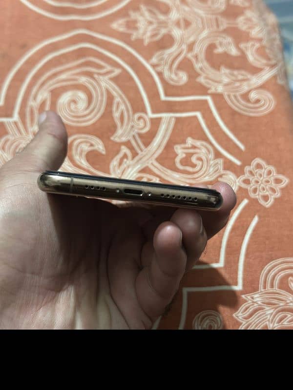 iPhone 11 Pro Max Jazz Sim PTA 7