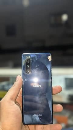 Sony Xperia 5