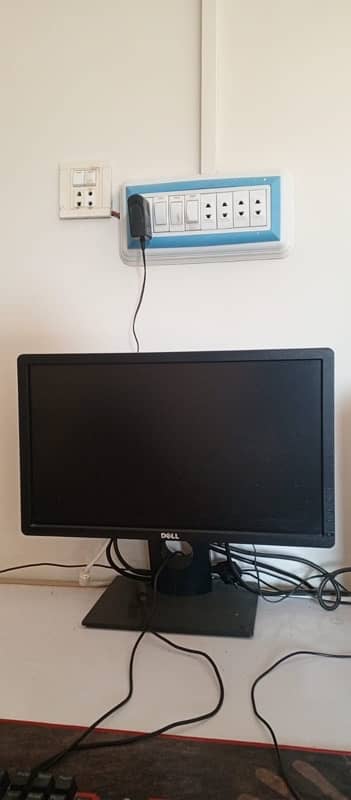 Gaming Pc with 20inch led of 75hz display 4