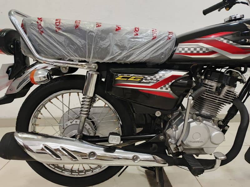 Honda CG 125 2024 Model 2