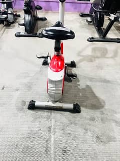 k8601 Indoor exercise cycle