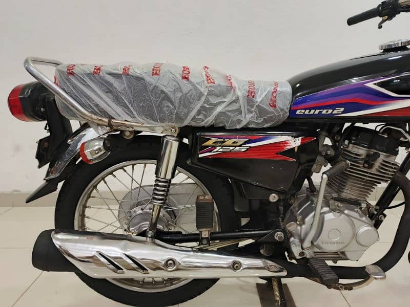 Honda CG 125 2017 Model 4