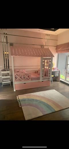 Hut Bed for Kids