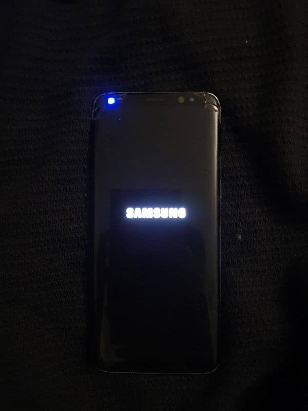 SAMSUNG GALAXY S8 FOR SALE FOR CHEAP ALL OKAY 6