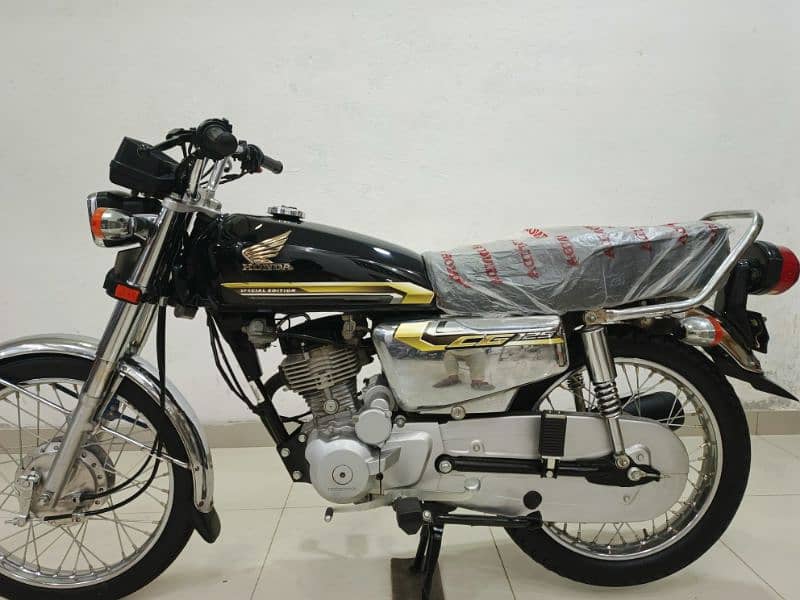 Honda CG 125 Special Edition 2021 Model 6