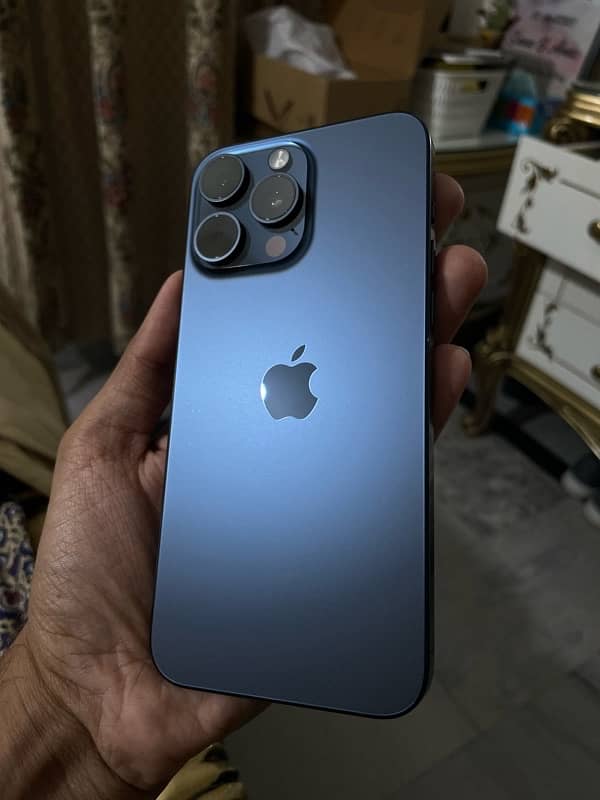 Apple iPhone 15 Pro Max (512GB, Model: LLA) 0