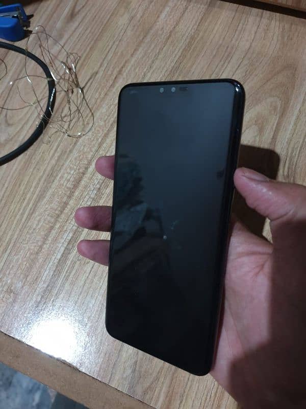 LG v40 Thinq NON PTA Snapdragon 835 11