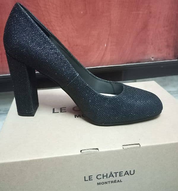 Branded Le Chateau Black Glittery Heels Size 8.5 0