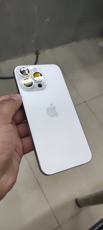 Iphone 15 pro max JV only exchange with iphone 13 pta approved 1