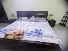 02 single bed set with dressing table and side tabled