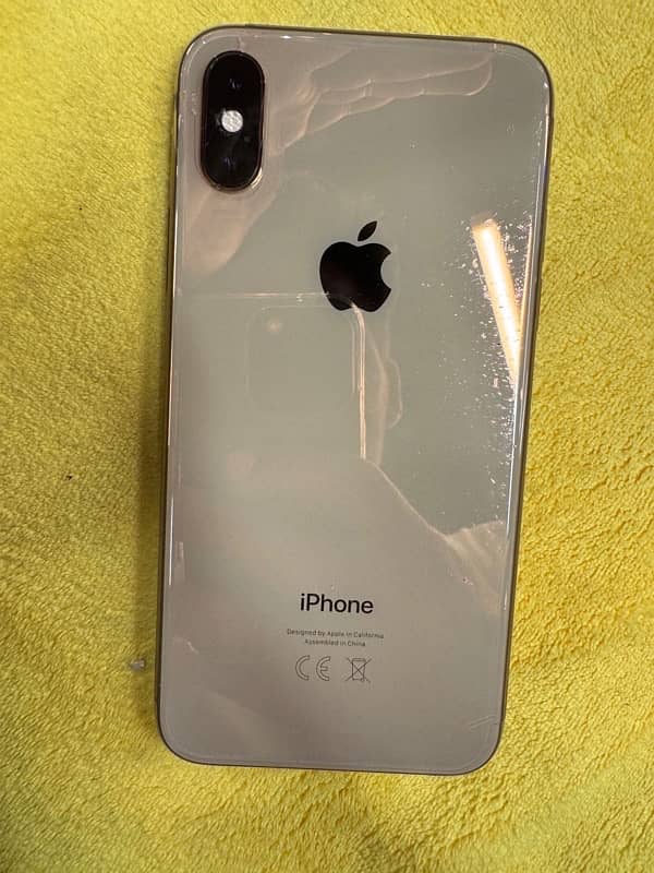 iphone xs GOLD / 256gb /  pta approved dual sim 1