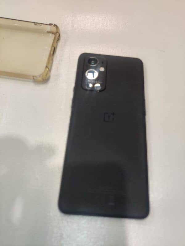 Oneplus 9pro 8/128 official Pta 5