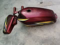 Honda 125 Tanki tank